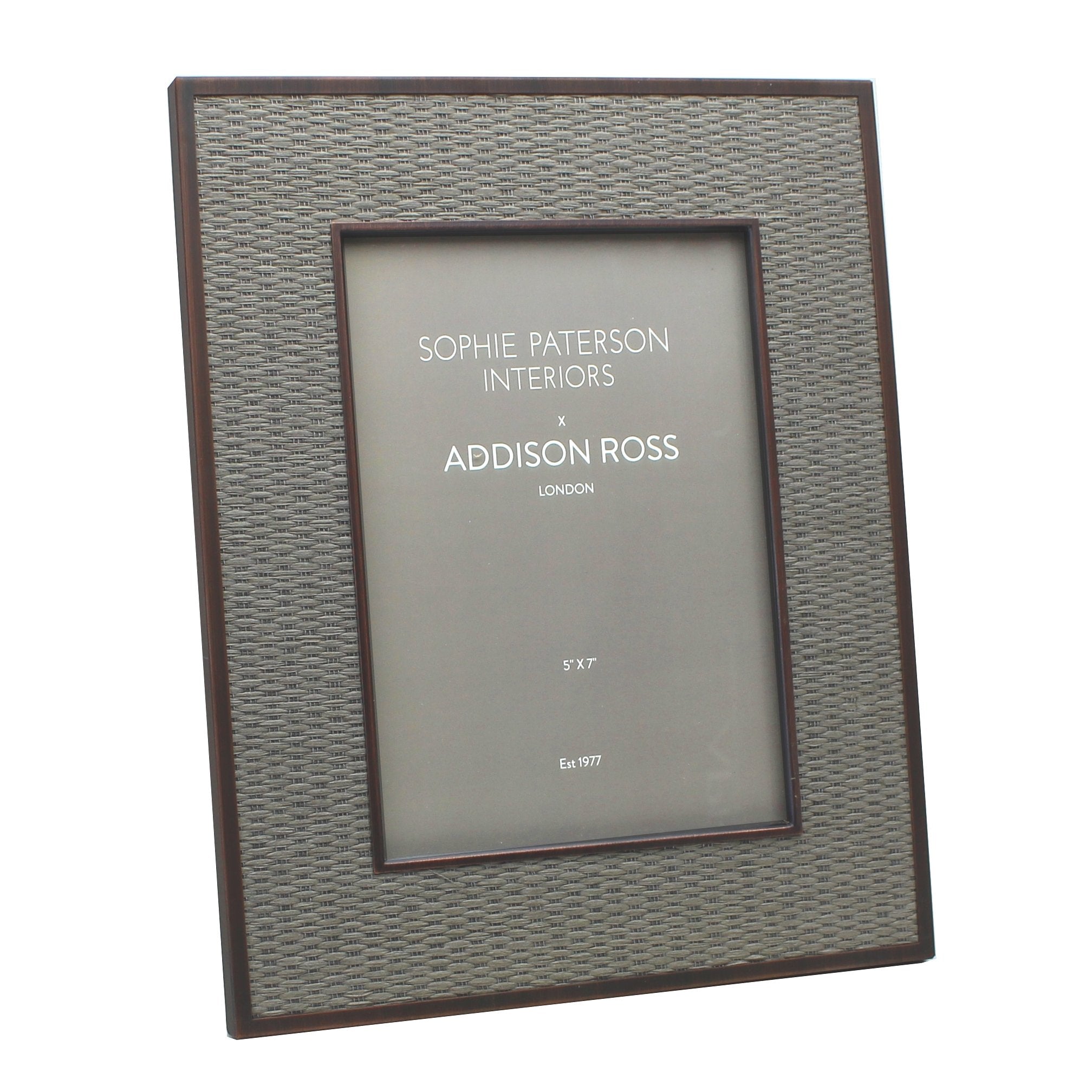 storm-rattan-frame